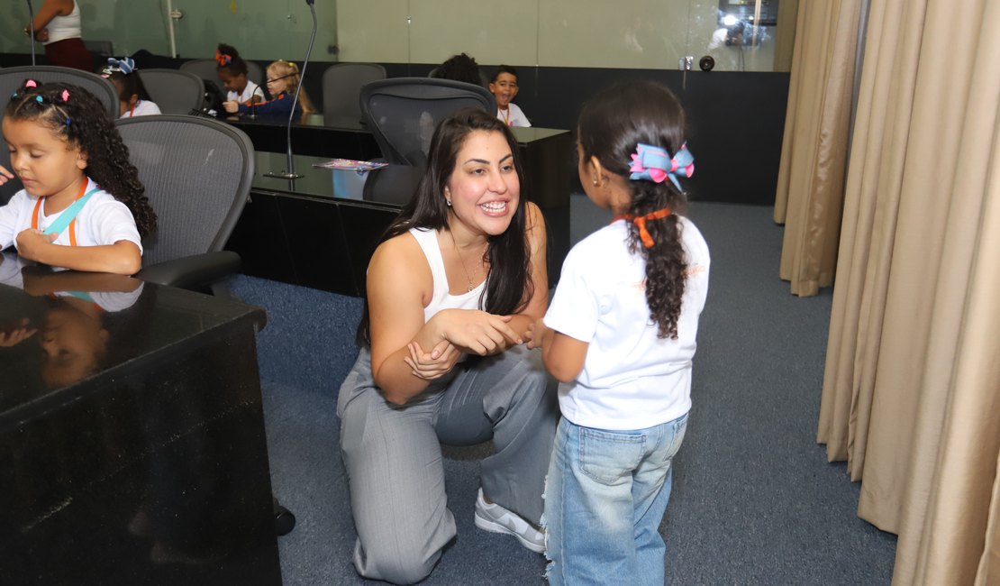 Gabi Gonçalves defende fortalecimento da proteção infantil em Alagoas