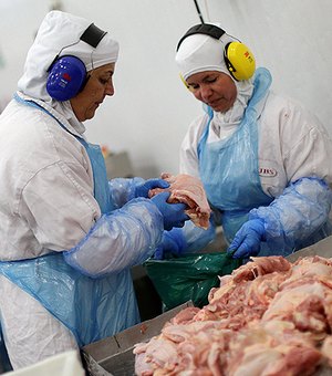 Preço da carne brasileira exportada sobe após operação