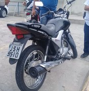 Homem é preso na capital com moto de Delmiro Gouveia