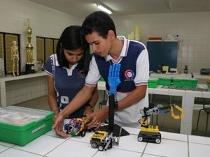 Escola estadual tem trabalho selecionado para Mostra Nacional de Robótica