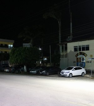 Após denúncia, polícia apreende “paredão” de som no Centro de Maragogi
