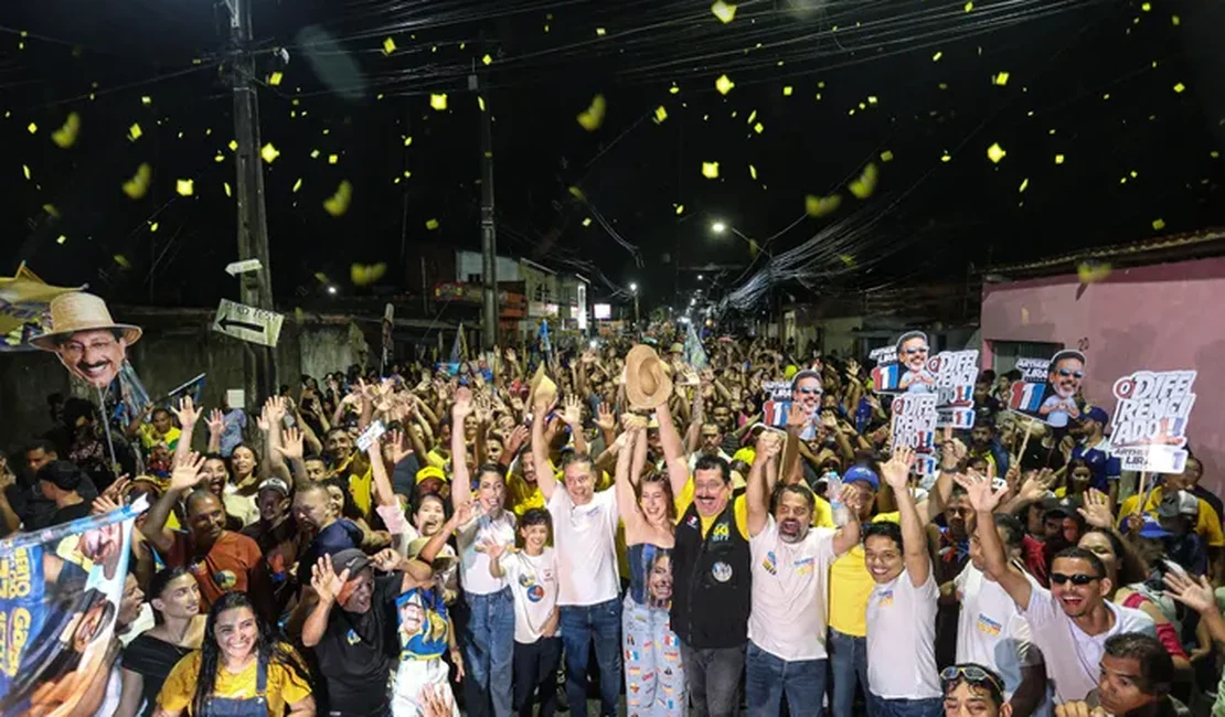 Gabi e GG reúnem mais de 25 mil pessoas no maior ato de campanha em Rio Largo