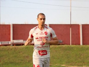 CRB anuncia contratação de Celsinho