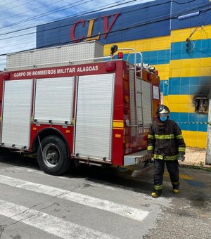 Bombeiros são acionados para incêndio em escola particular no bairro do Prado