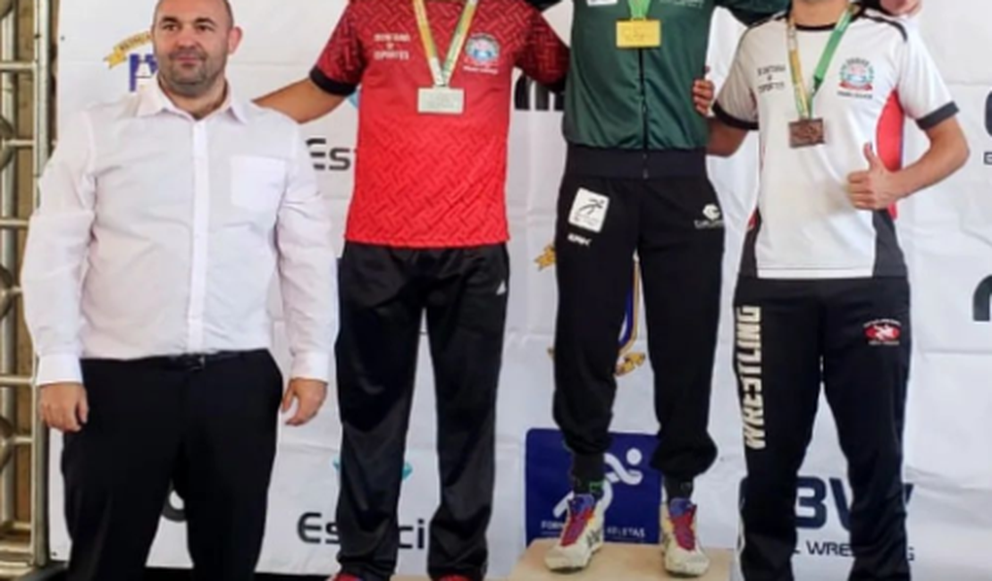 Atleta arapiraquense de Luta Greco-Romana ganha medalha de ouro em campeonato brasileiro