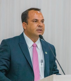 Francisco Sales ganha força e desponta como nome para 2026 em Alagoas