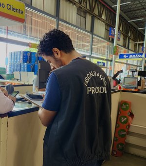 Procon Maceió fiscaliza supermercados e divulga pesquisa da cesta básica