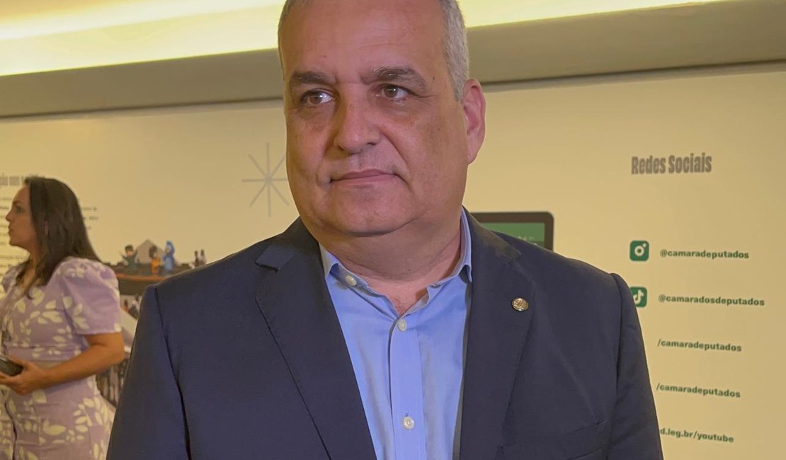 Gaspar dá o tom do mandato: “Está aí o senhor ministro da Justiça desfilando pela televisão, há um mês, falando abobrinha”