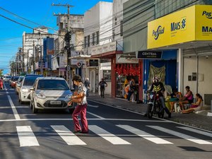 SMTT leva serviços de sinalização ao Centro de Maceió