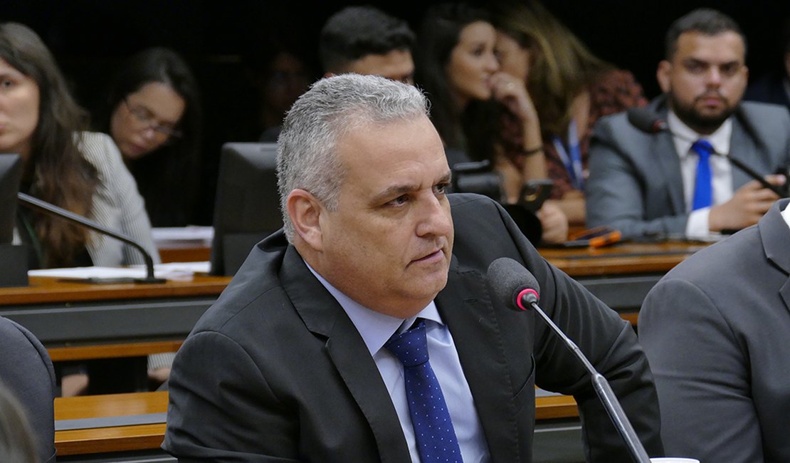 CCJ da câmara ressuscita PL do voto impresso com apoio de Alfredo Gaspar