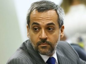 Weintraub reafirma Enem em novembro; deputados ameaçam votar adiamento