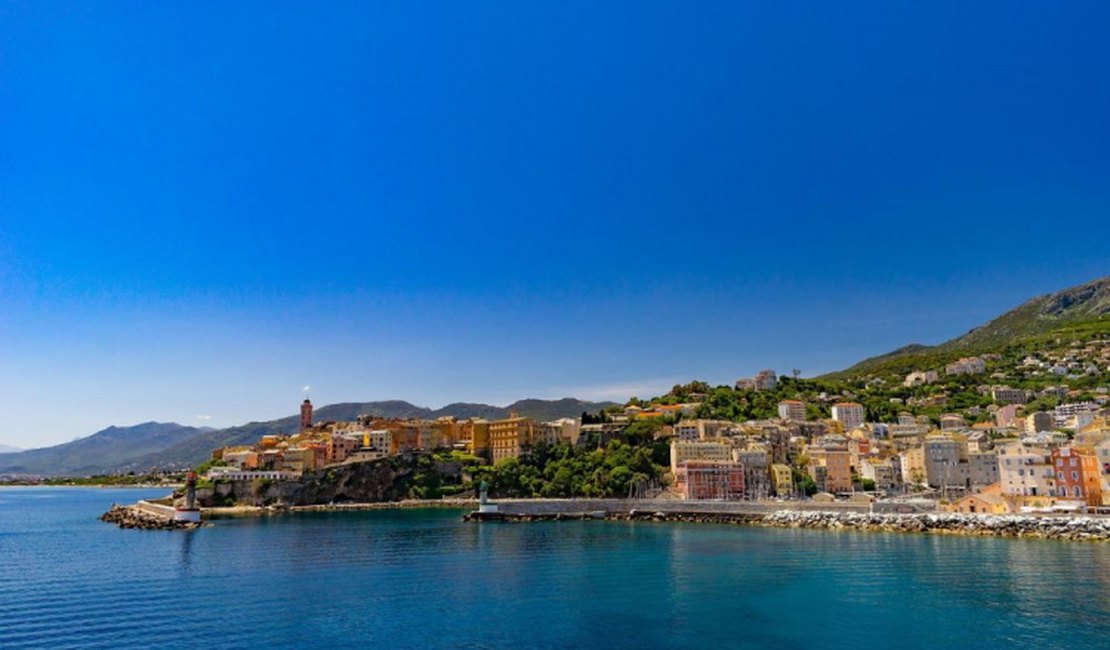 Itália paga até R$ 76 mil para quem se mudar para Ilha da Sardenha; entenda