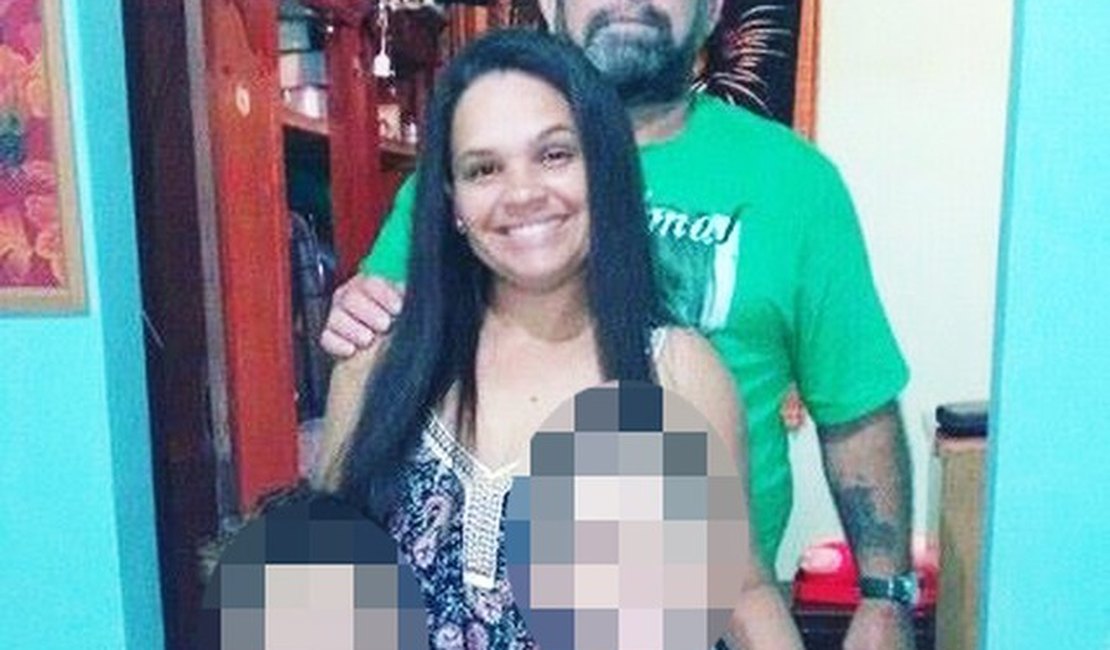 Homem ataca a ex com 11 facadas e chora ao descobrir que ela morreu