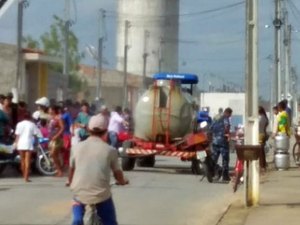 Incêndio em residência é contido por populares em Campo Alegre