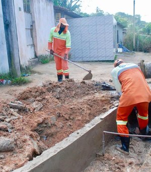 Mais de 15 bairros receberam ações para manter rede de drenagem em funcionamento