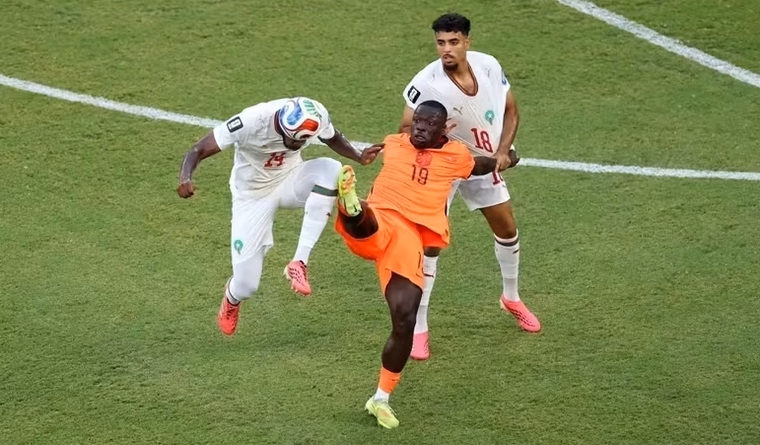 Marrocos elimina Holanda nos pênaltis e avança na Copa do Mundo