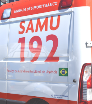 Bebê nasce dentro da ambulância do  Samu à caminho da maternidade em Colégio