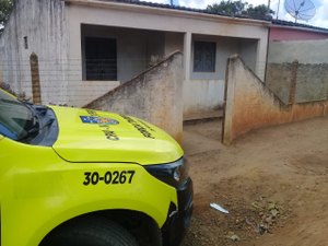 Idosa é encontrada morta dentro de residência na zona rural de Feira Grande