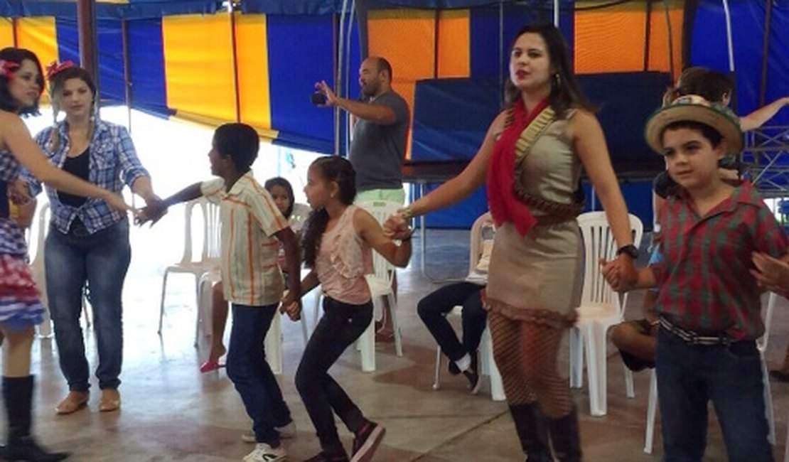Espaço Trate promove arraiá na Escola de Circo