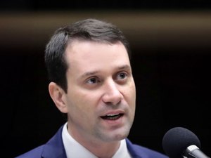 Deputado Daniel cobra explicações da Casal sobre falta de água em cidades de Alagoas