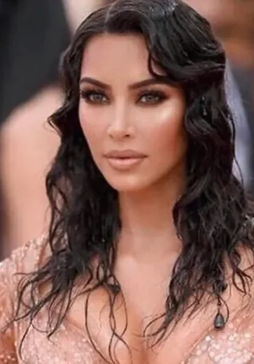 Kim Kardashian diz que homem não pisou na Lua: 'Acho que é mentira'