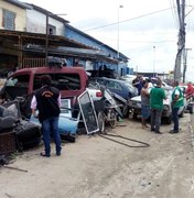 Prefeitura realiza ação conjunta para desobstrução de via pública em Maceió