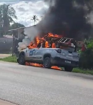 [Vídeo] Veículo incendeia na AL 101 Norte em Maragogi