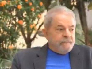 'Eu nem sairia de Curitiba', diz Lula a advogado