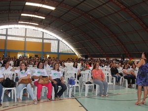 Educação realiza consulta pública para elaboração de plano