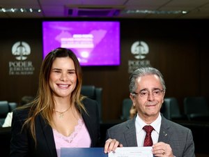 Ceci reforça compromisso com proteção às mulheres em evento no TJAL