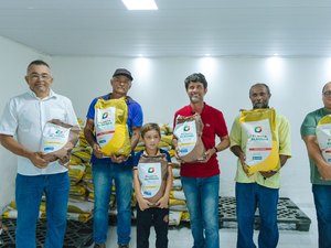 Governo de Alagoas e Prefeitura de União dos Palmares fortalecem agricultura familiar com distribuição de sementes e alevinos