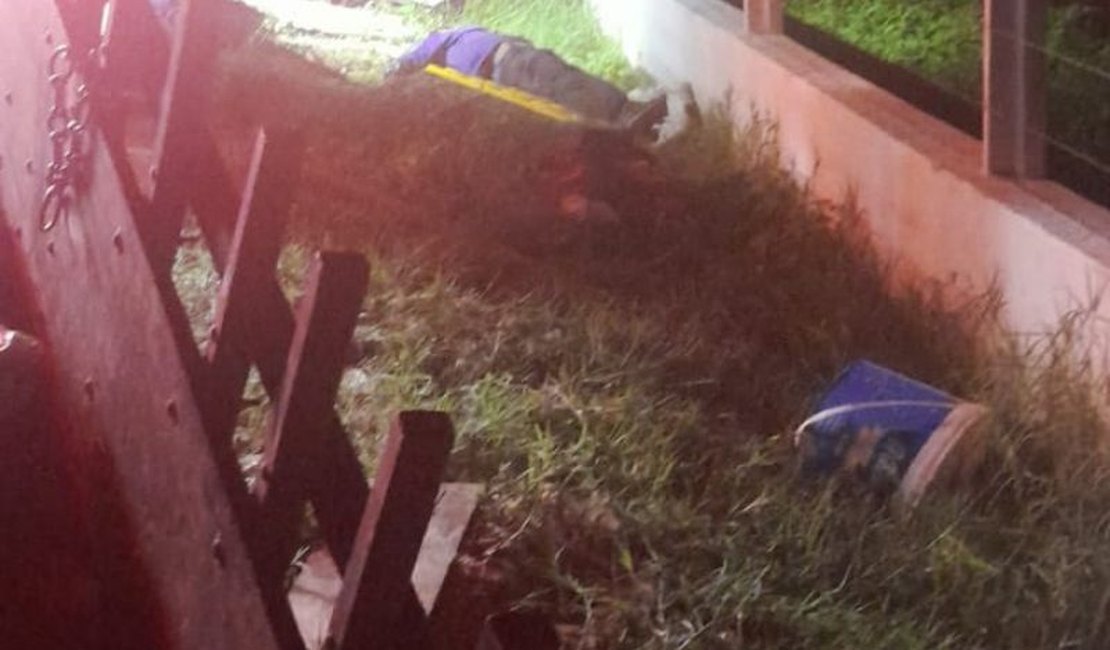 Adolescente morre após carro de boi ser atingido por veículo de passeio no Sertão