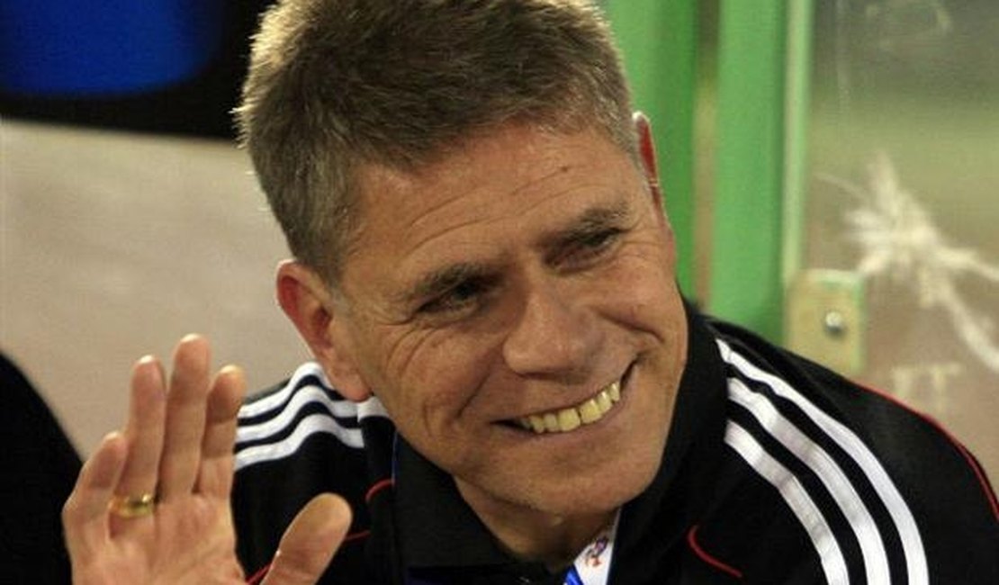 Atlético-PR confirma Paulo Autuori como novo técnico para 2016