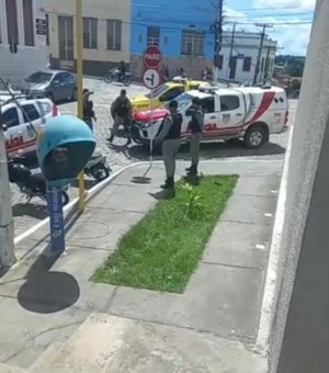 Briga entre alunos de escola de Penedo vira caso de polícia