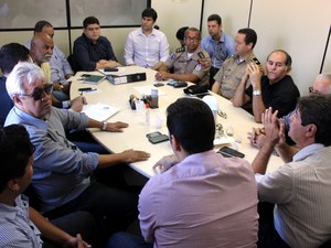Comissão discute ações para organização do Centro de Maceió