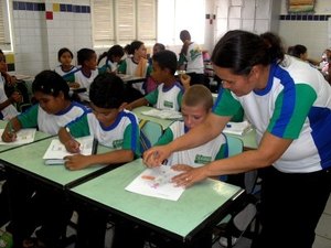 Piso nacional dos professores tem aumento de 13%