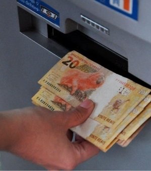 Governo de Alagoas paga primeira faixa salarial na segunda-feira (30)