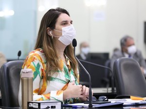 Jó Pereira pede novo local de vacinação para grávidas e puérperas em Maceió