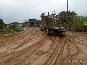 [Vídeo] Chuvas prejudicam tráfego e Defesa Civil alerta Jacuípe e Campestre