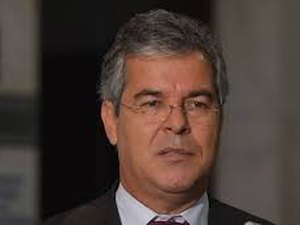 Justiça Federal anula posse do presidente da Apex por não ser fluente em inglês