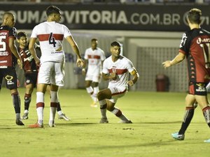 CRB perde para o Vitória no Barradão
