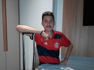 Com 1º salário, jovem do DF vai ao Rio ver o Flamengo no Maracanã, mas time muda jogo para Brasília