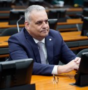 Alfredo Gaspar vota pela aprovação da PEC da redução da maioridade penal