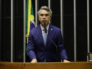 Aprovação da isenção do Imposto de Renda é uma vitória para o trabalhador brasileiro, avalia Rafael Brito