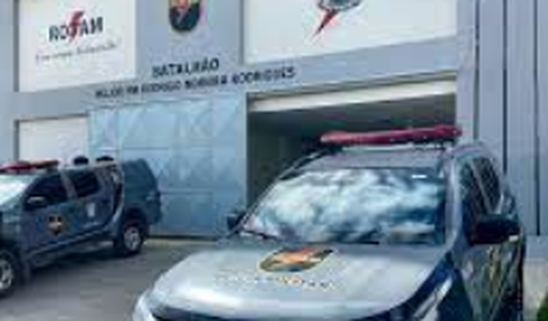 Polícia apreende revólver e drogas após troca de tiros no São Jorge