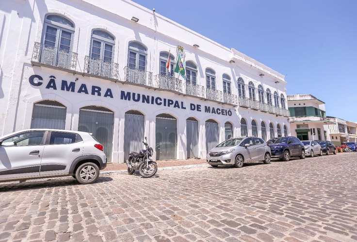 Direita divide apoio à nomes que estão na disputa por uma vaga na Câmara de Maceió