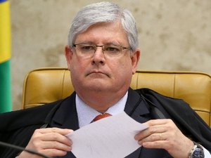 Rodrigo Janot pede abertura de 83 inquéritos contra políticos com foro na Lava Jato