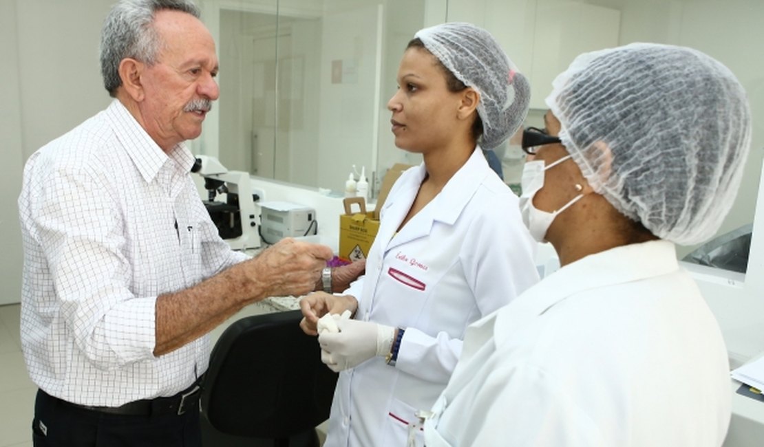 Biu visita hospital e empresas de Arapiraca nesta sexta