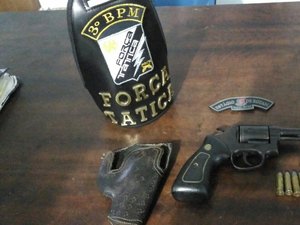 Professor arapiraquense é preso por porte ilegal de arma