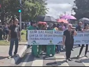 [Vídeo] Trabalhadores do Hospital Veredas bloqueiam Av. Fernandes Lima novamente